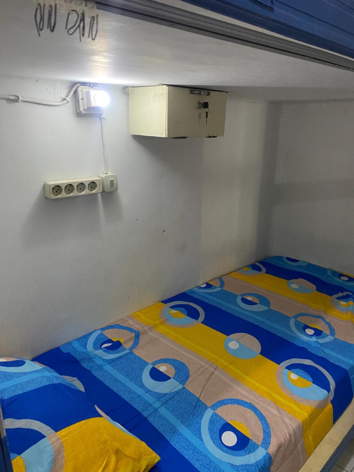 Cempaka Hostel Labuan Bajo Exteriör bild